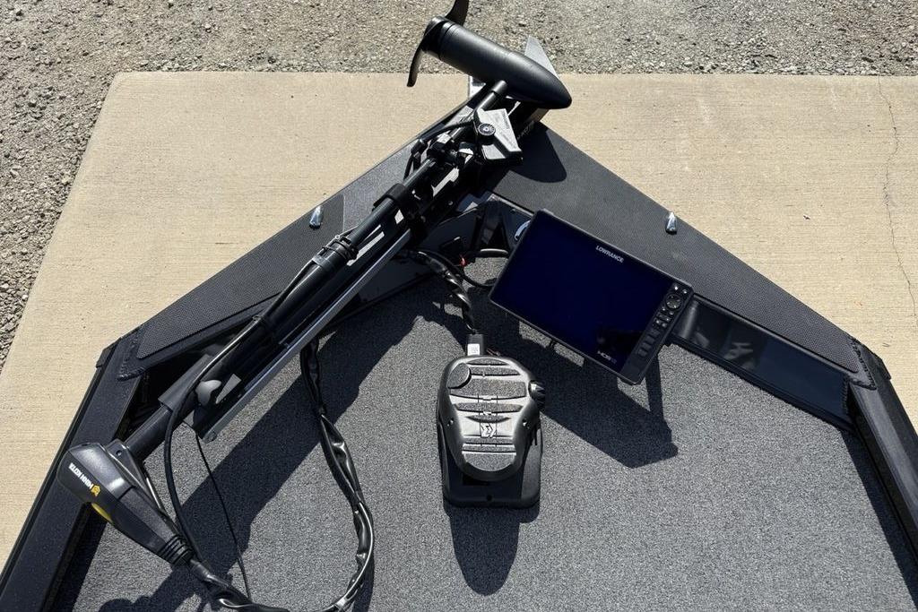 2023 Vexus AVX189 boat with trolling motor and fish finder on deck.