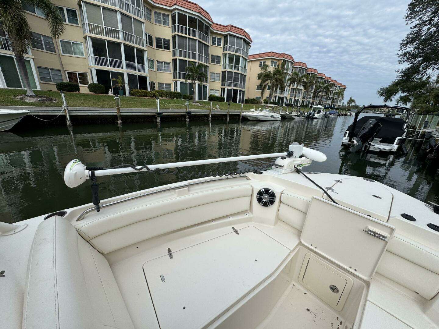 2021 Grady-White Freedom 285 - Image 12