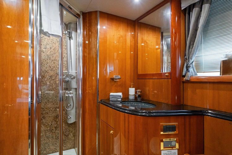 2005 Sunseeker 82 Yacht - Image 36