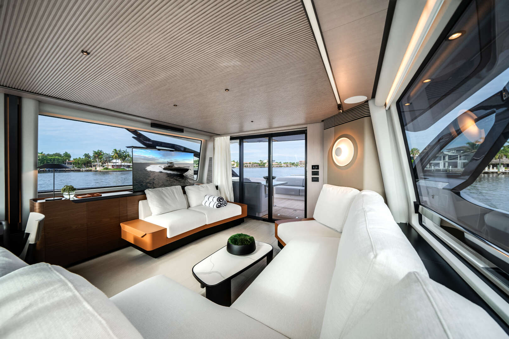 2026 Azimut S8 - Image 28