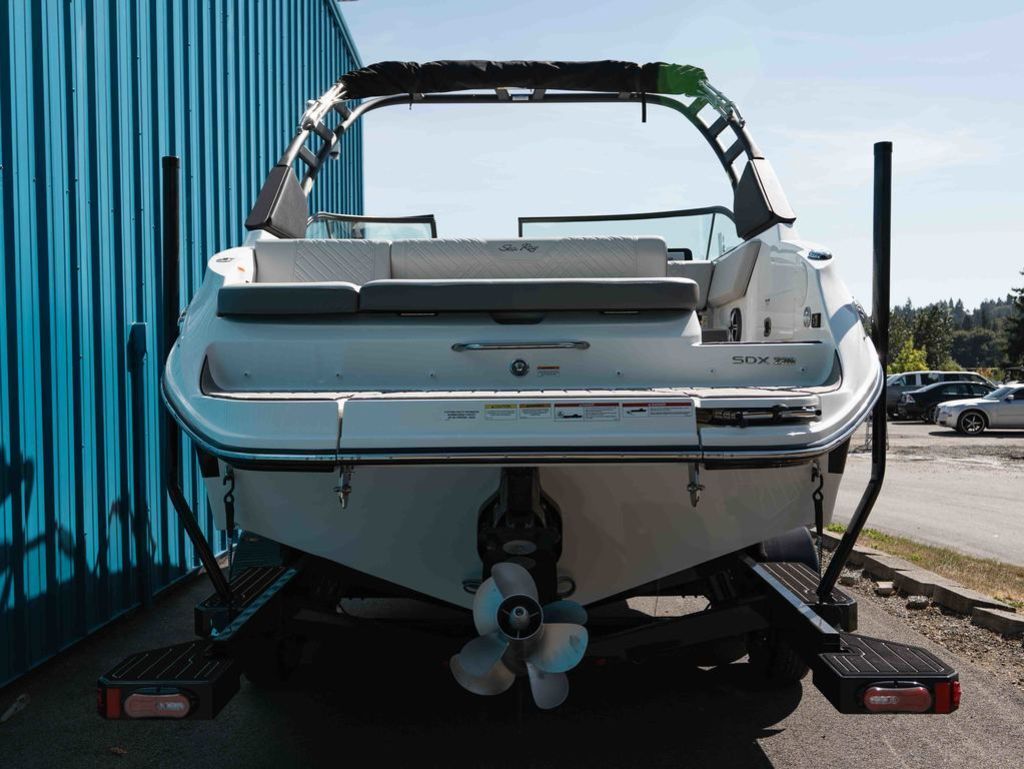 2026 Sea Ray SDX 230 - 4