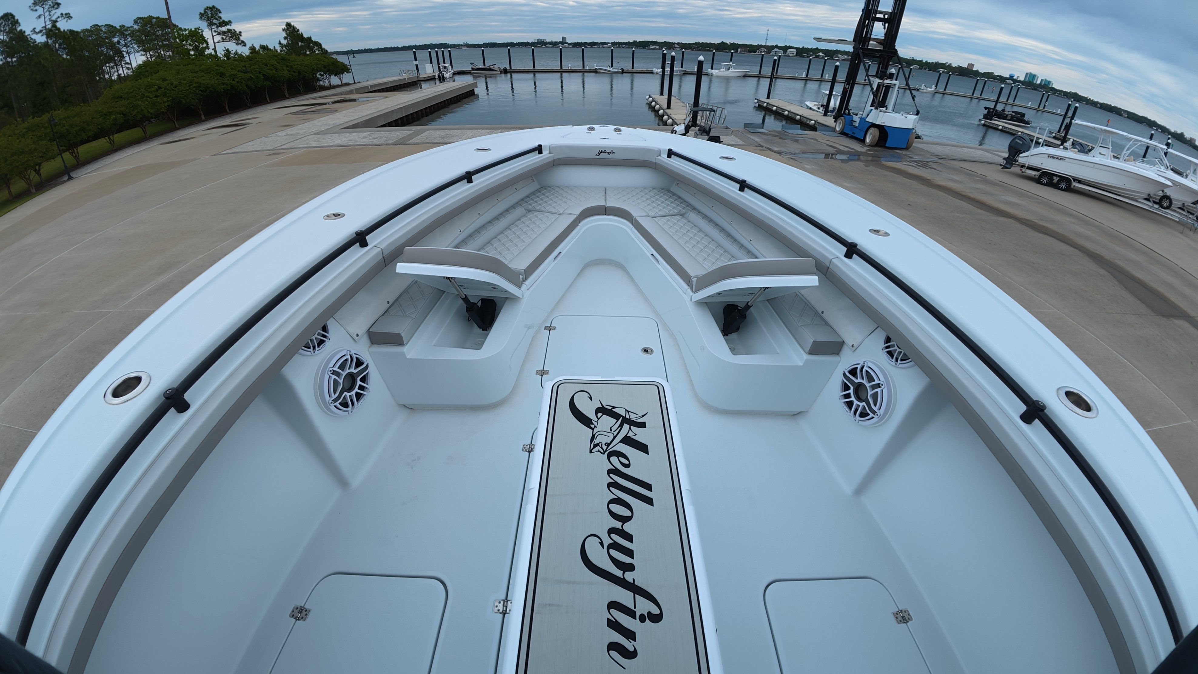 2024 Yellowfin 36 Offshore - 12