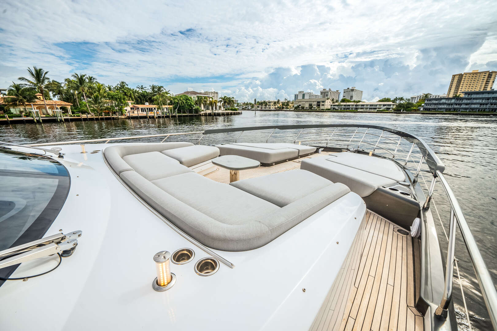 2026 Azimut S8 - Image 79