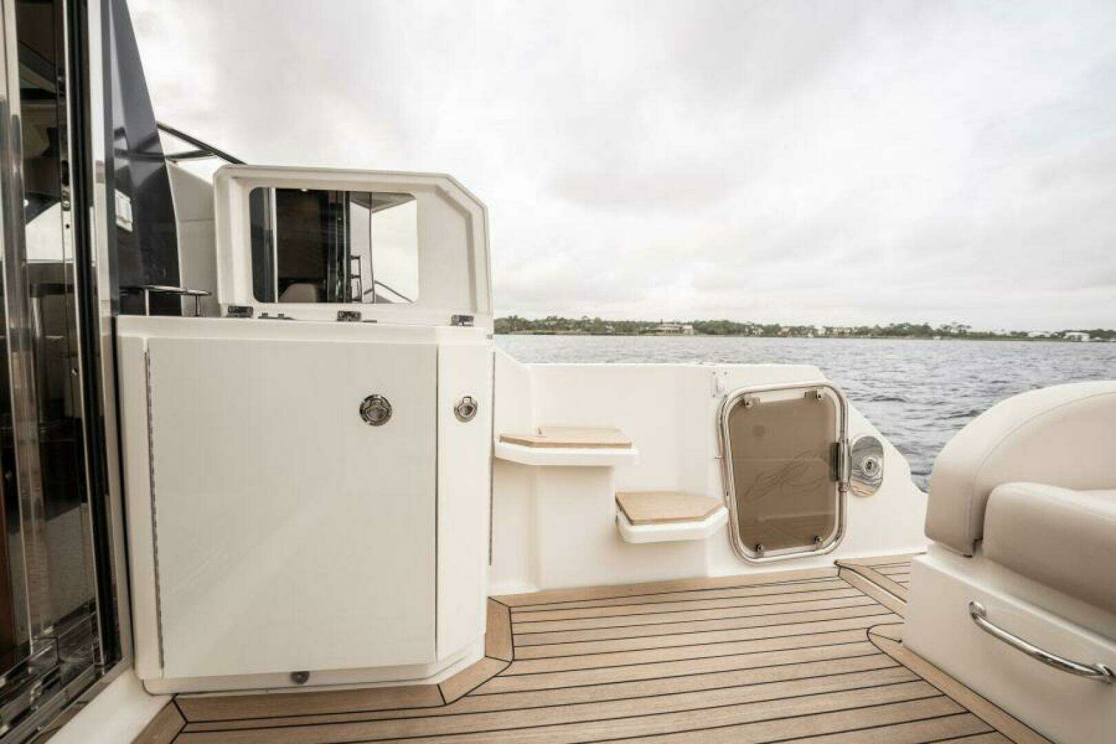 2015 Sea Ray 510 Sundancer - Image 49