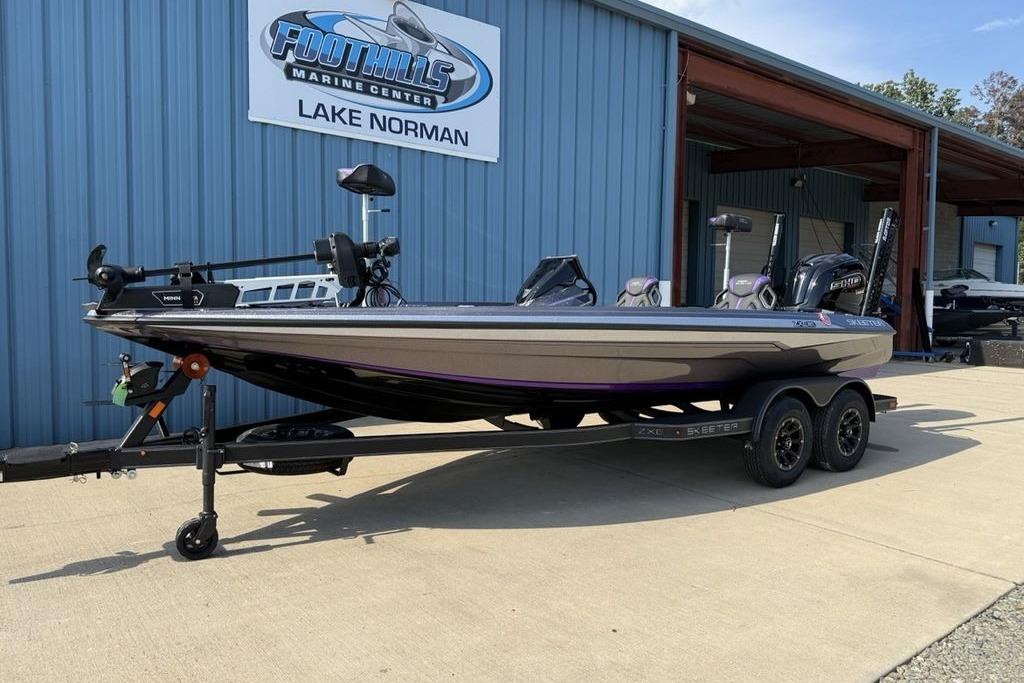 2026 Skeeter ZXE20 boat at Foothills Marine Center, Lake Norman.
