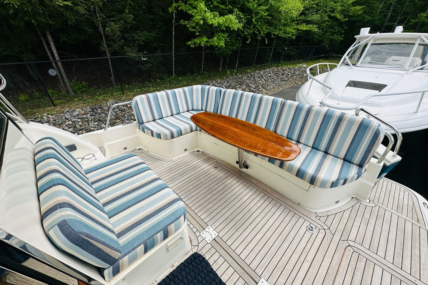 2013 Sabre 48 Salon Express - Image 22