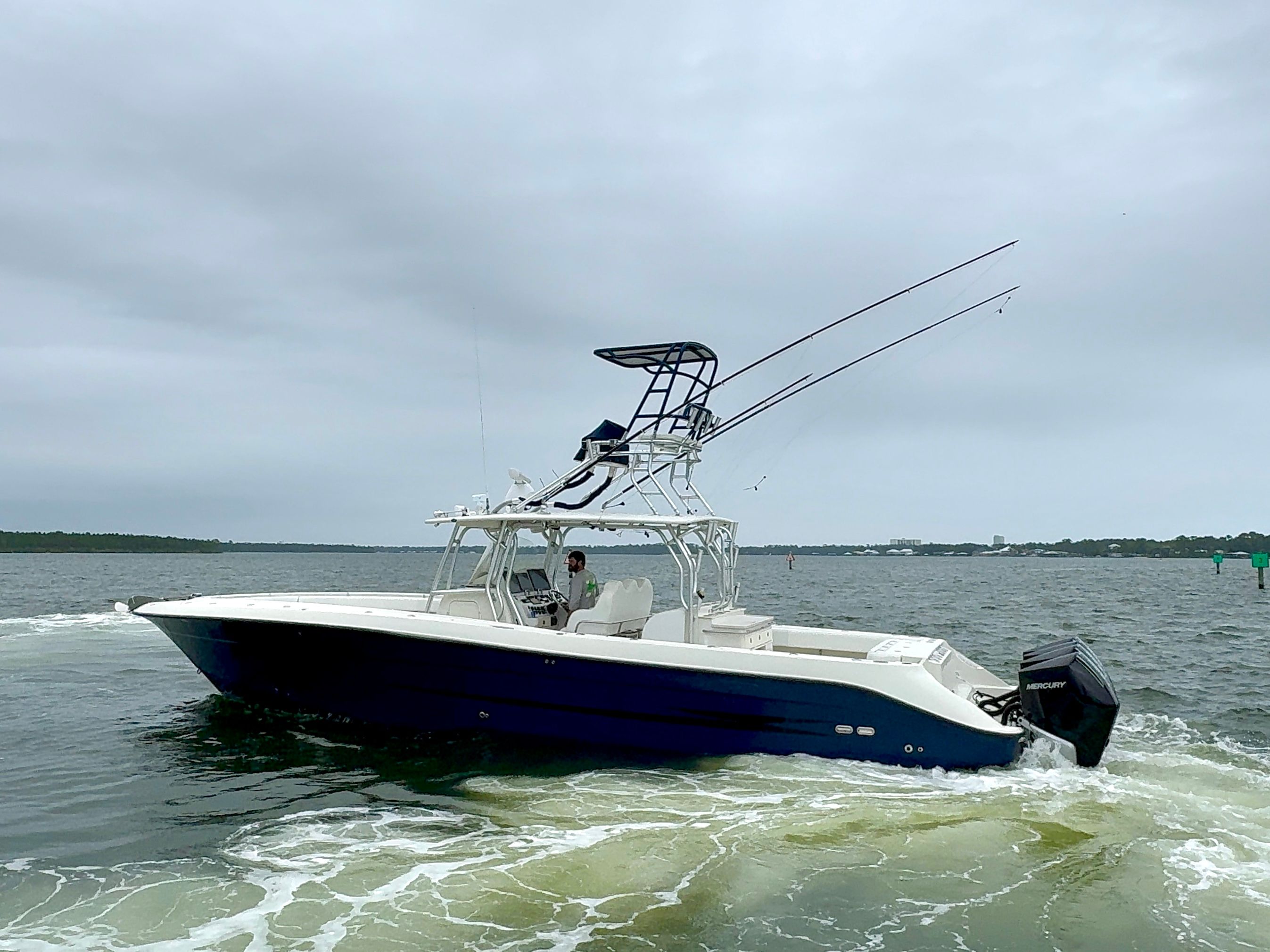 2009 Hydra-Sports Vector 4100CC
