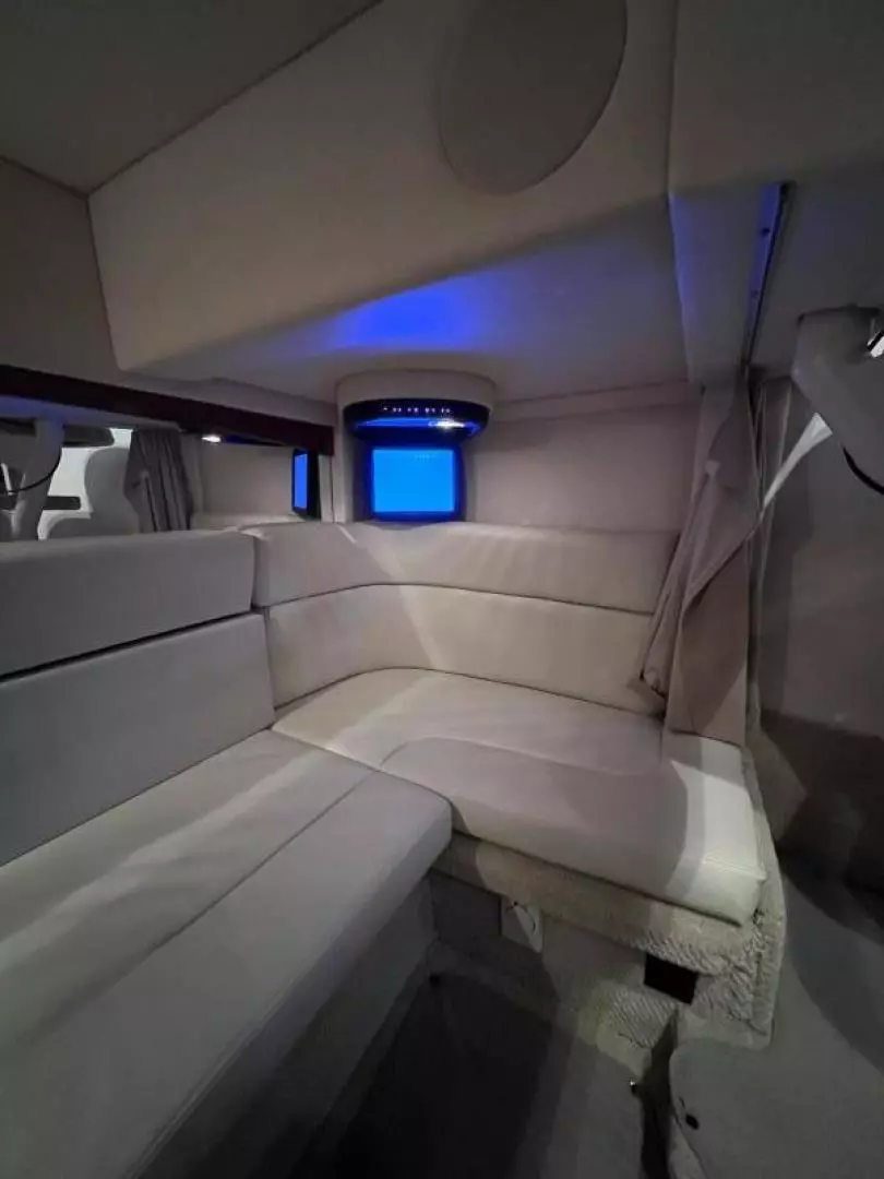 2005 Sea Ray Sundancer 320 - Image 59