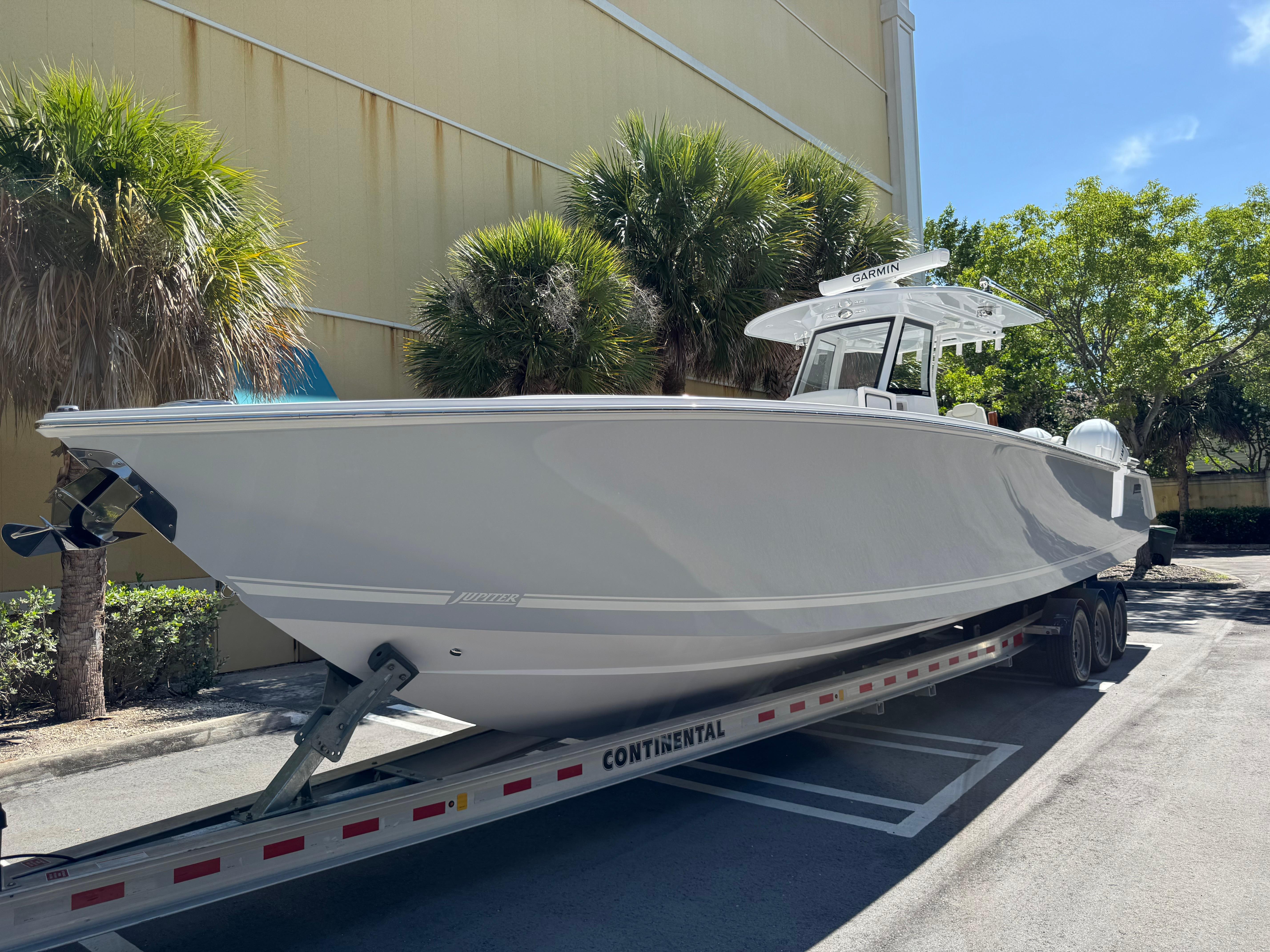 2025 Jupiter 380LS