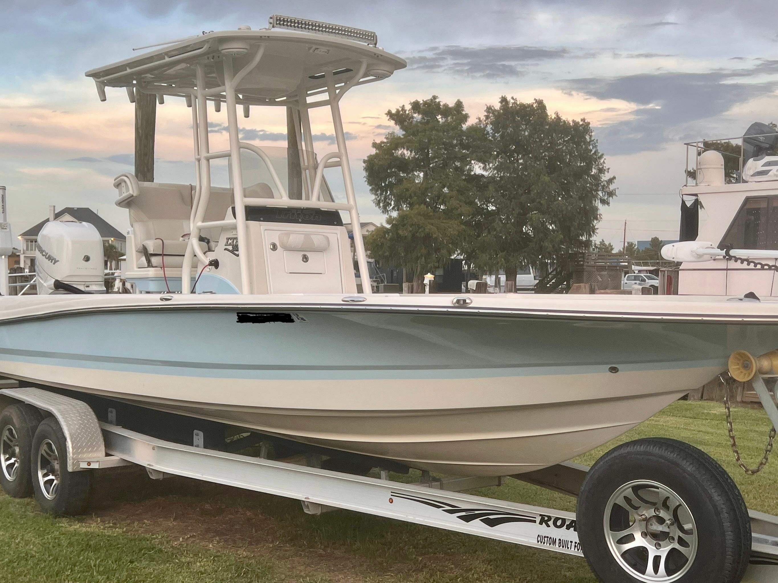 2019 Triton 260 LTS Pro
