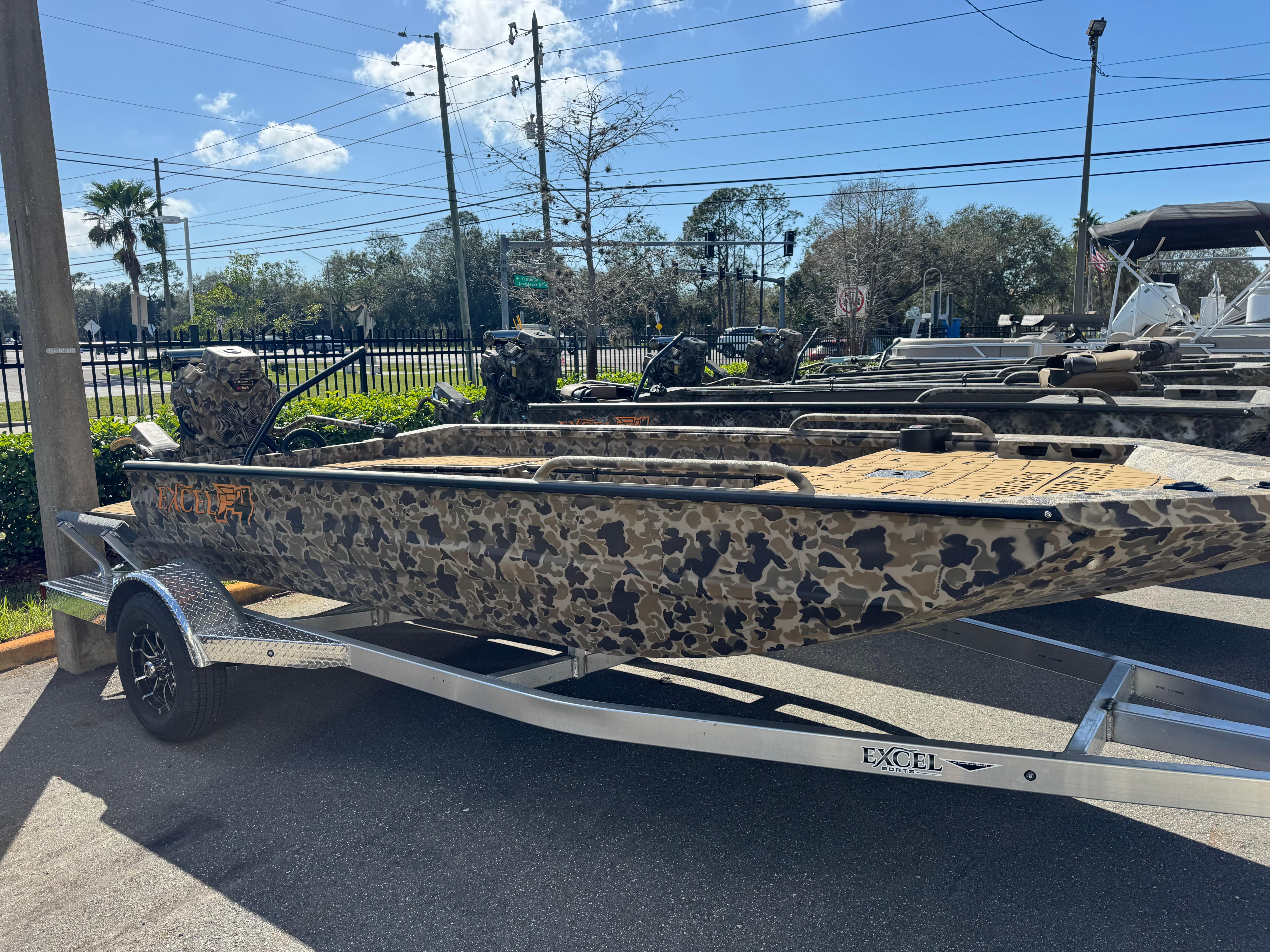 2025 Excel 1860 Shallow Water F4