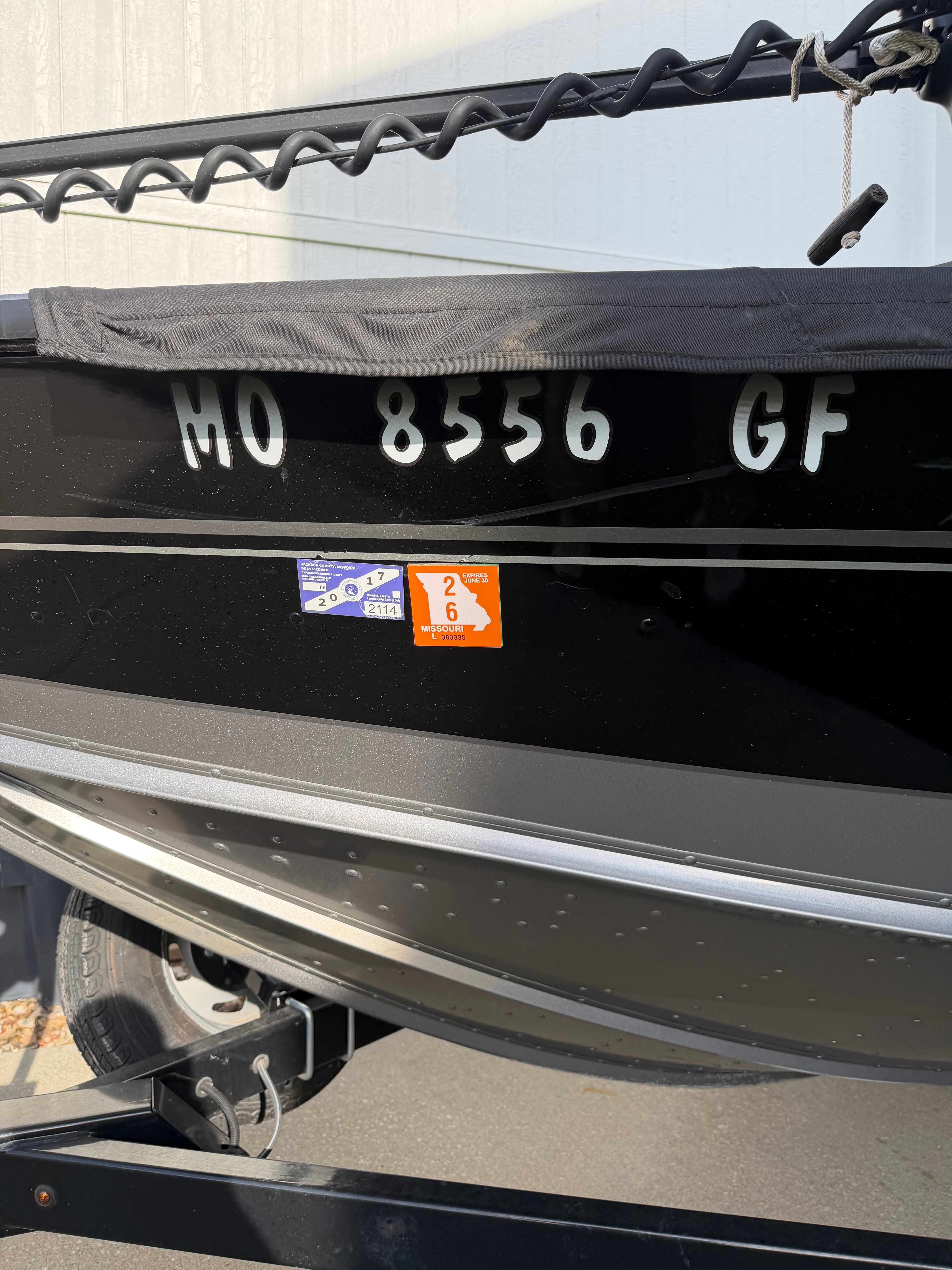2017 Lund Pro V 1975 boat with registration number.