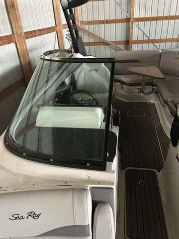 2023 Sea Ray SLX 260 Surf - 22