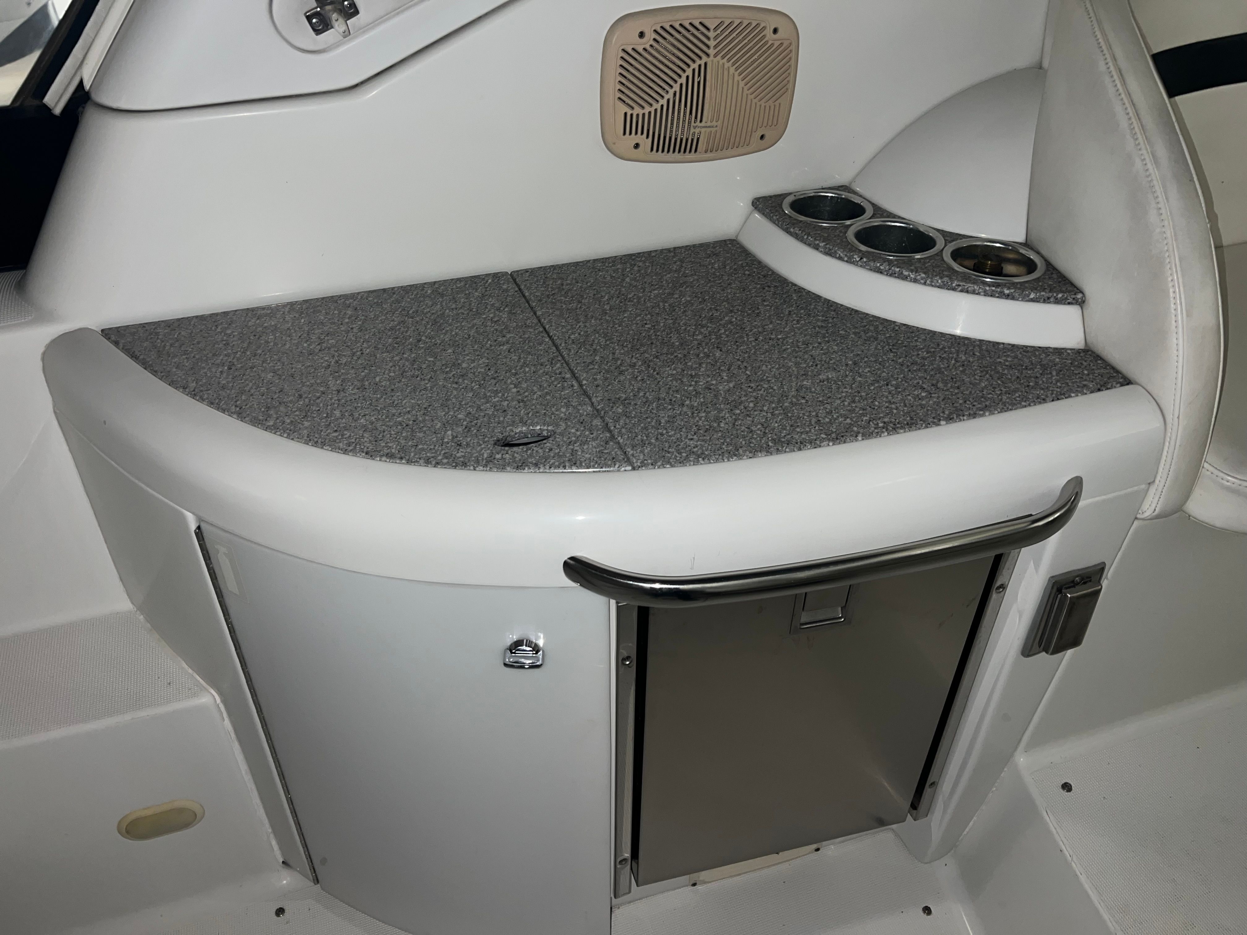 2005 Formula 34 Performance Cruiser - 32