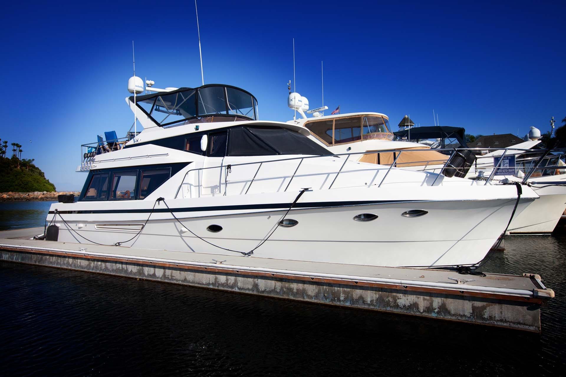 1997 McKinna 48' Pilot House