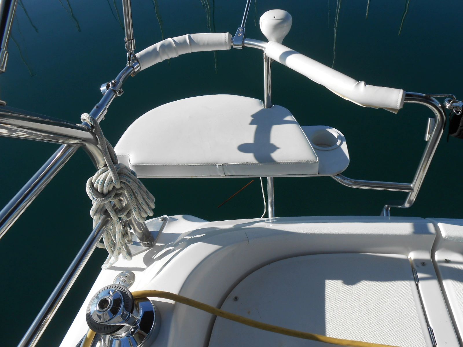 2007 Hunter 33 - 18