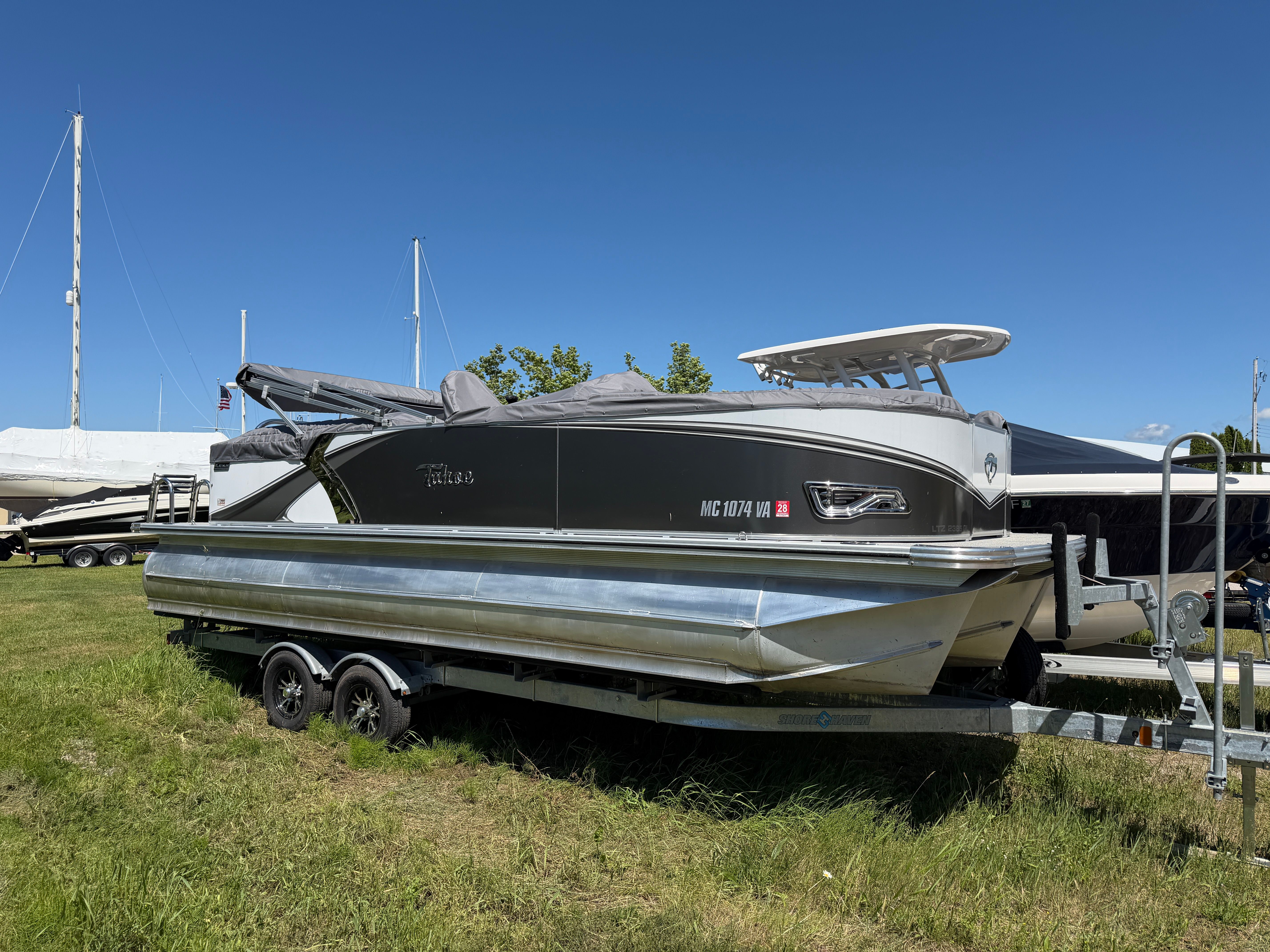 2024 Tahoe Pontoon LTZ 2385 Quad Lounger