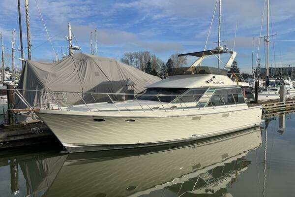 1988 Tollycraft EY440