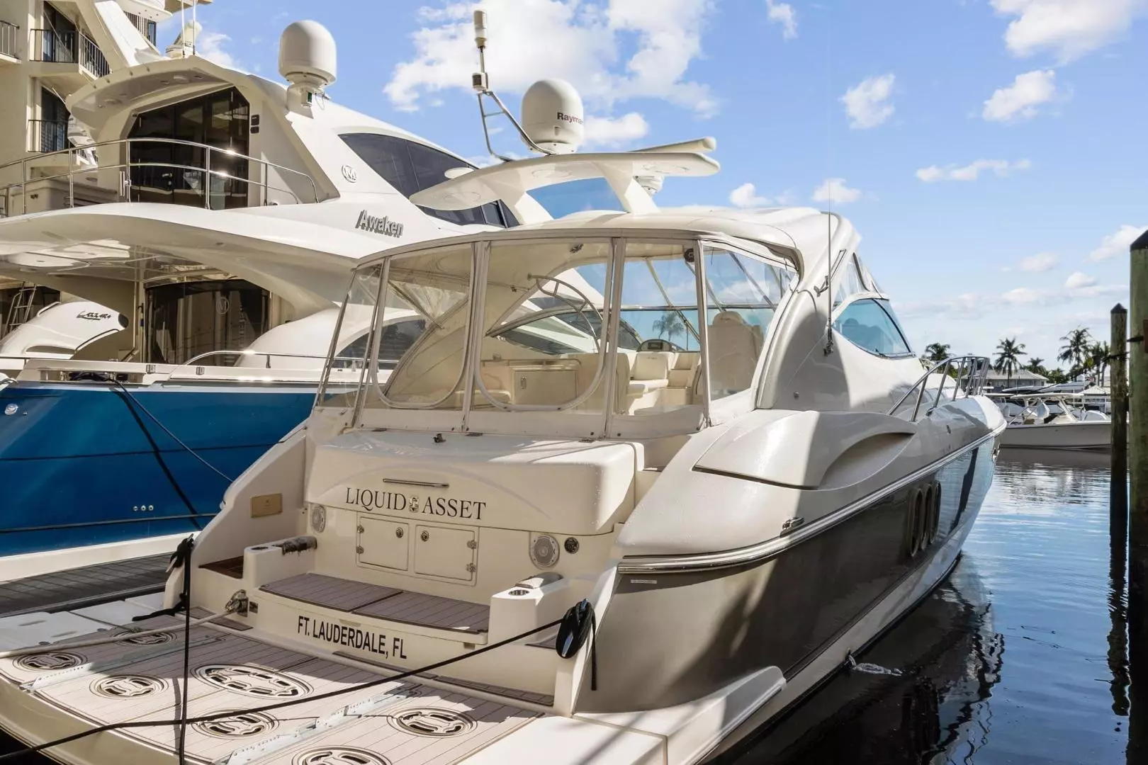 2007 Cruisers 520 Express - Image 2