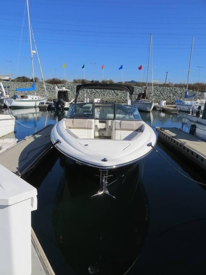 2012 Custom Sea Ray 270 SLX boat w/MerCrui - 2