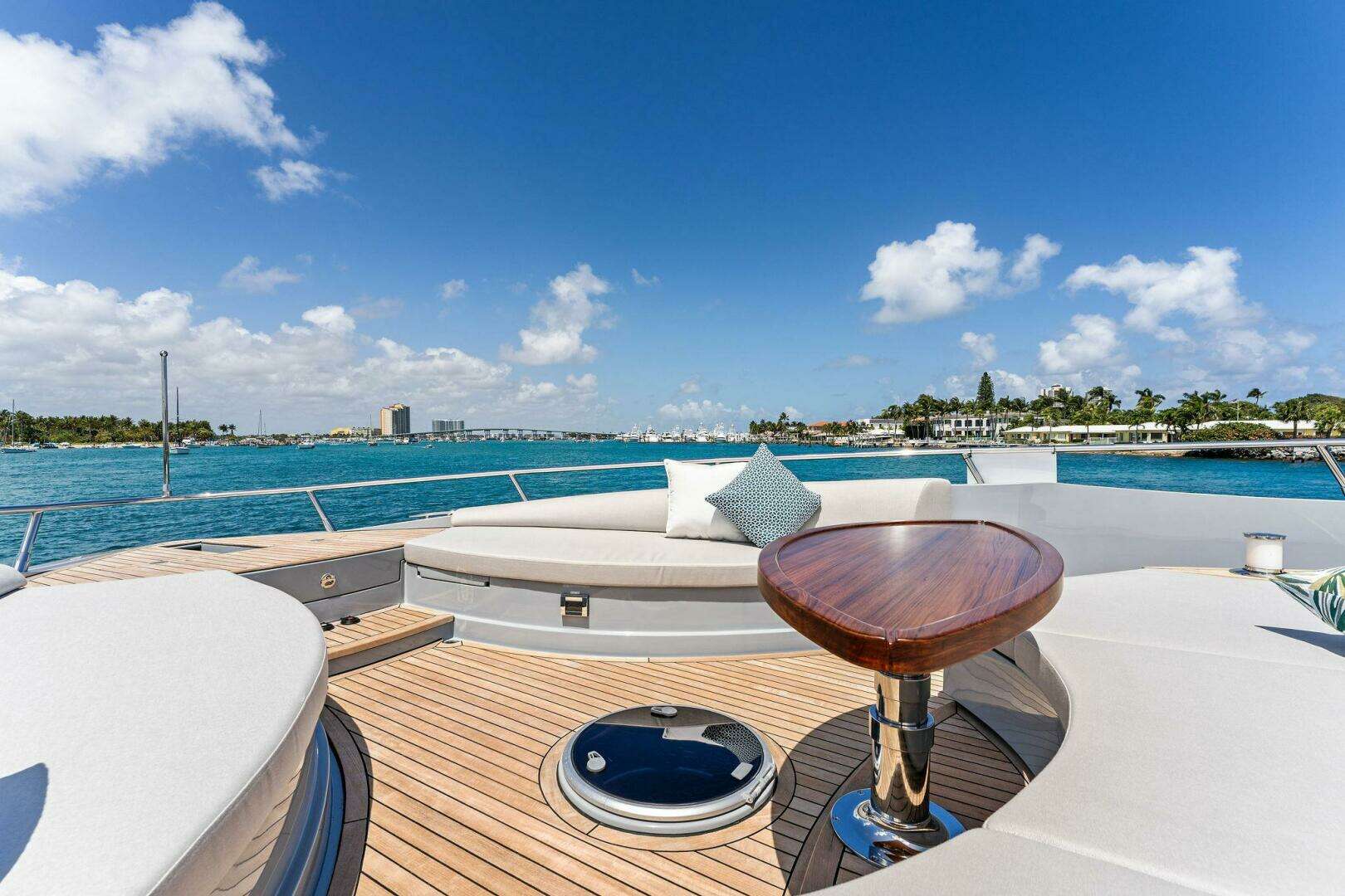 2024 Aquitalia Yachts Flybridge - Image 61