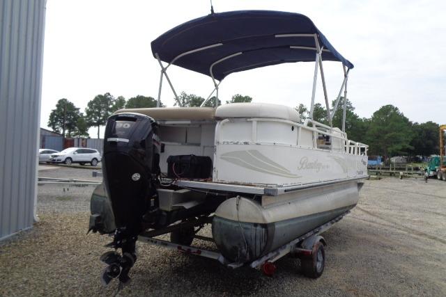 2008 Bentley Pontoons 200 CRUISE with canopy, on trailer, parked outdoors.