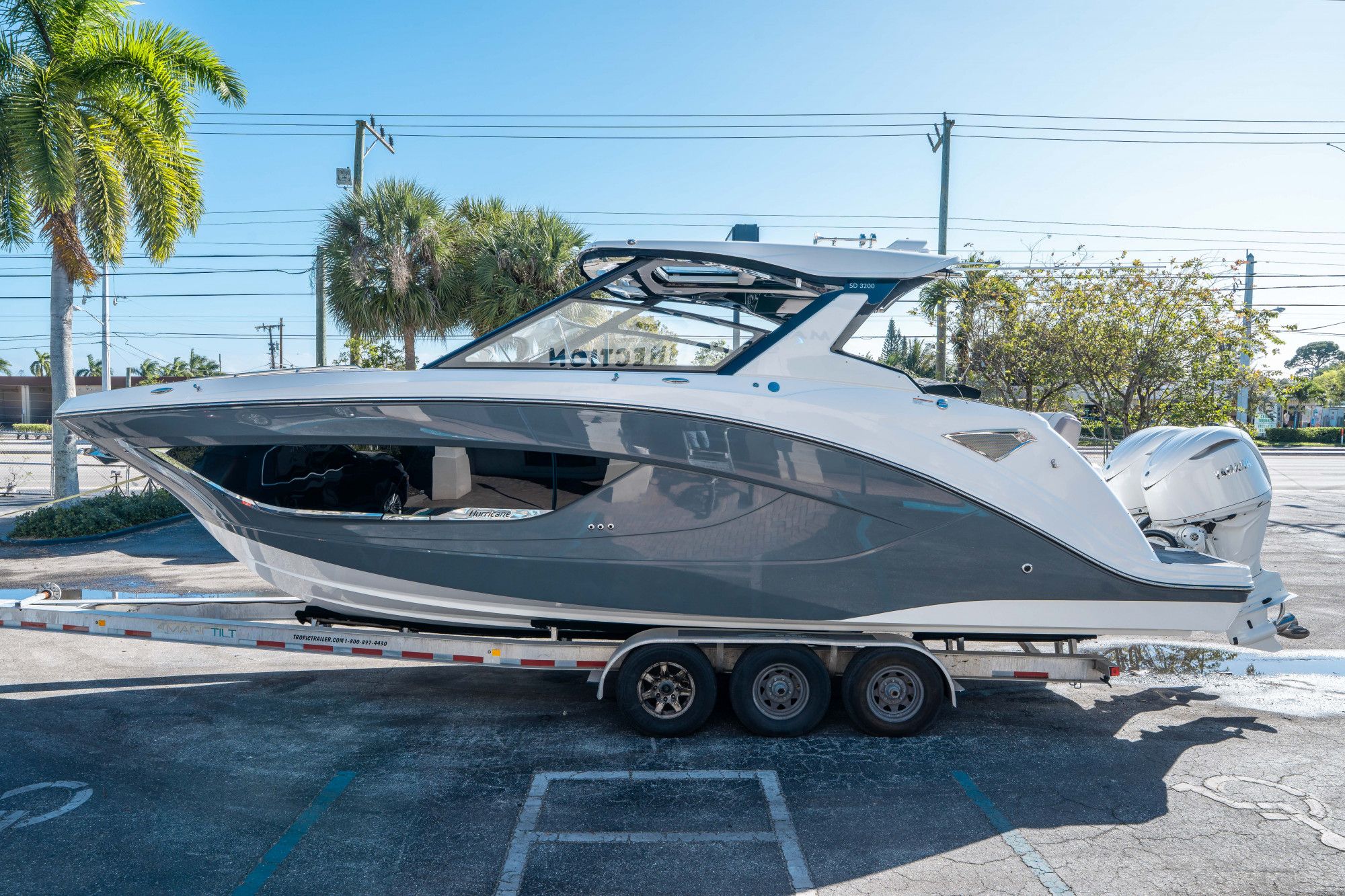 2026 Hurricane SunDeck 3200 OB - 5