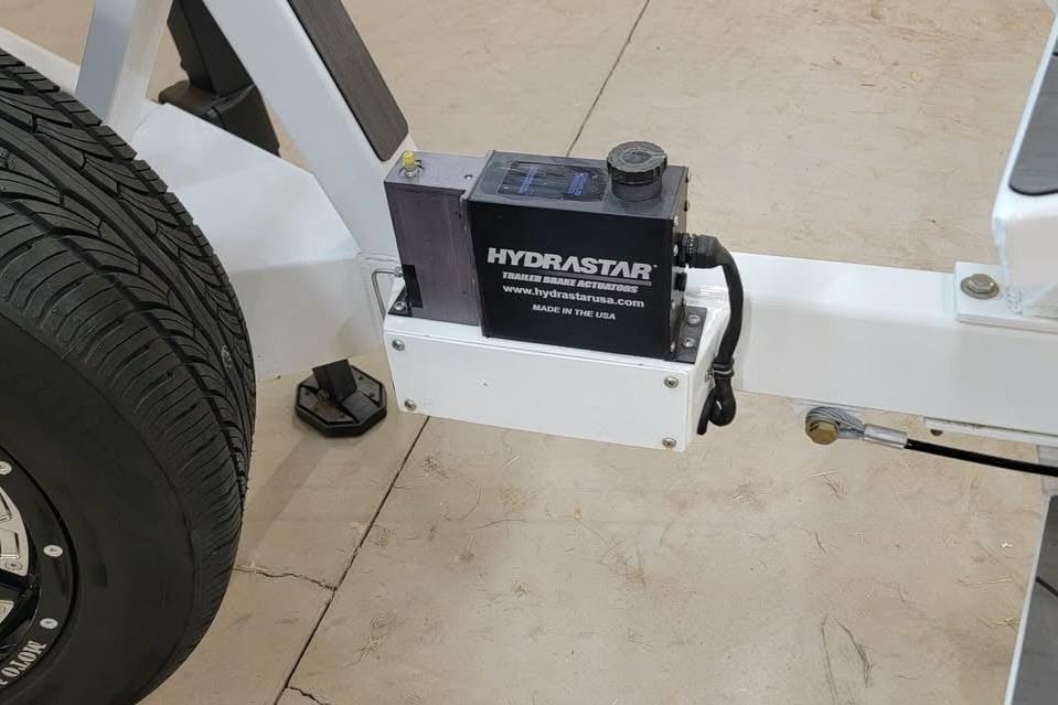 2023 Supra SE 550 trailer with Hydrastar brake actuator system.