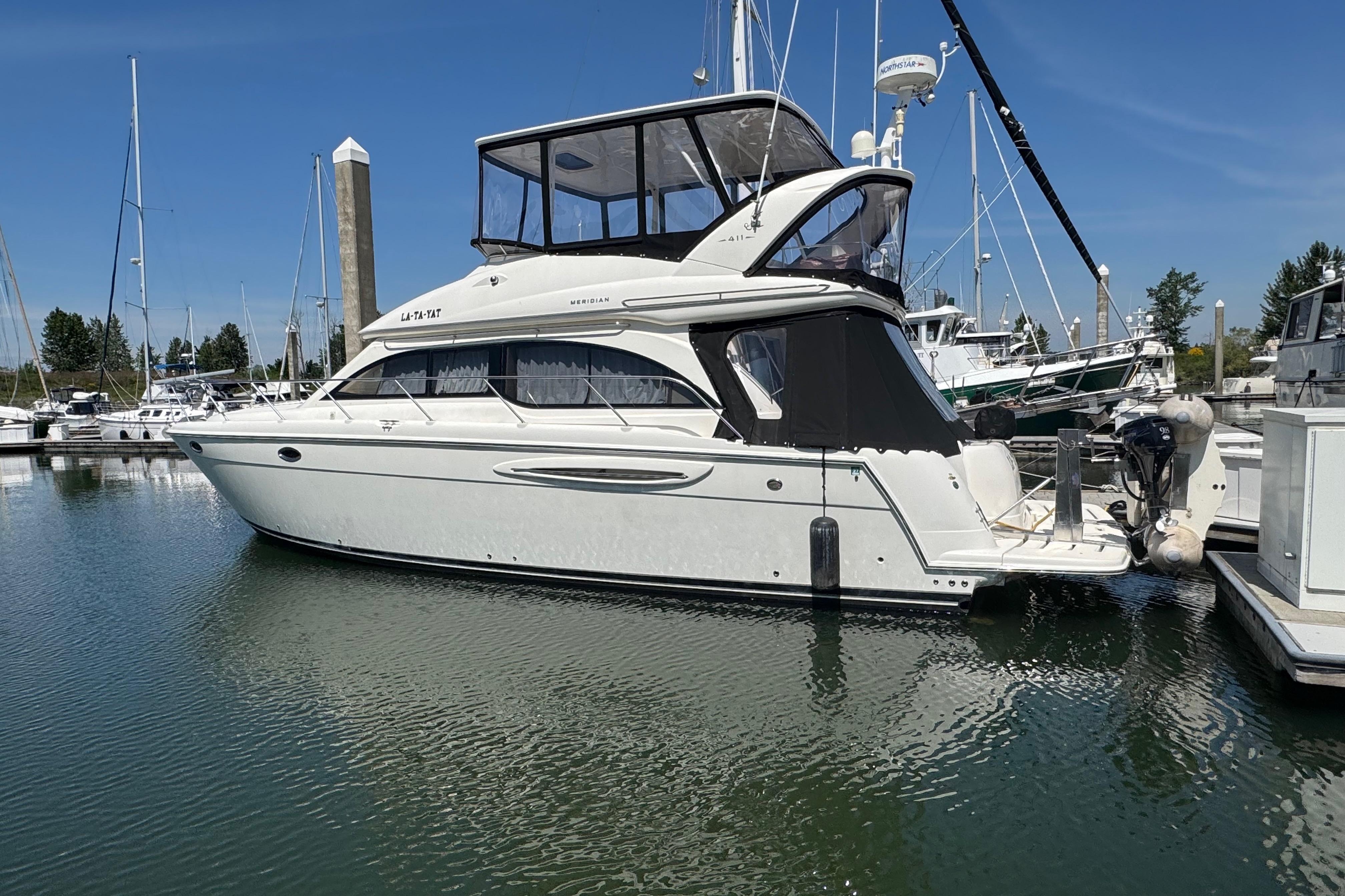 2007 Meridian 411 Sedan