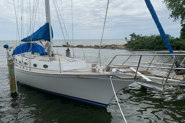 2004 ShearWater 45