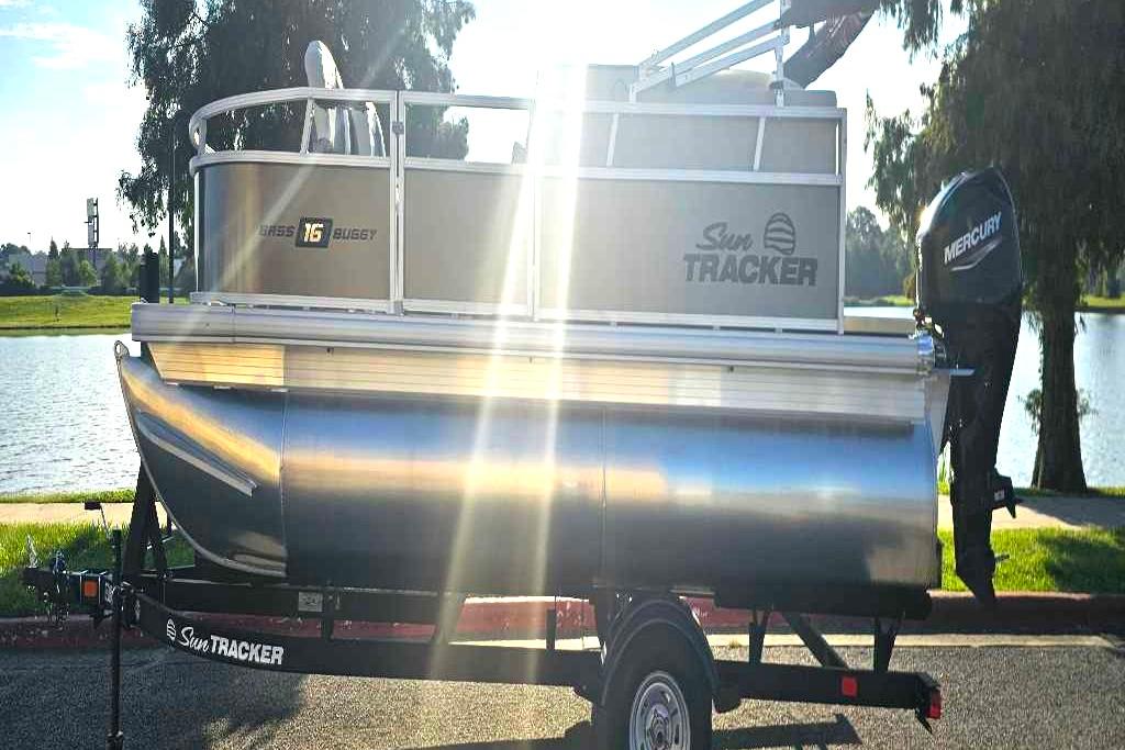 2026 Sun Tracker Bass Buggy 16 XL Select