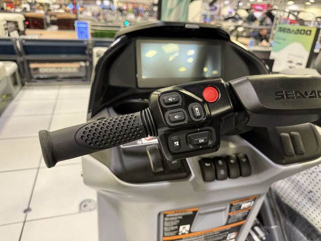 2026 Sea-Doo Switch Cruise™ 21 - 300 Hp - Tech Painted - 14