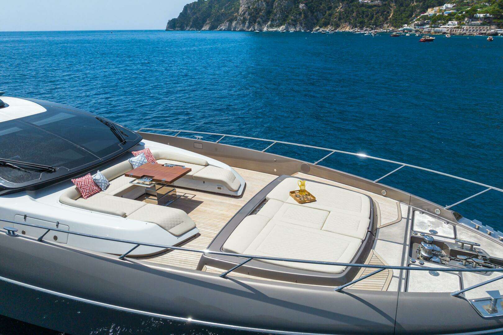 2021 Riva 88 Folgore - Image 5