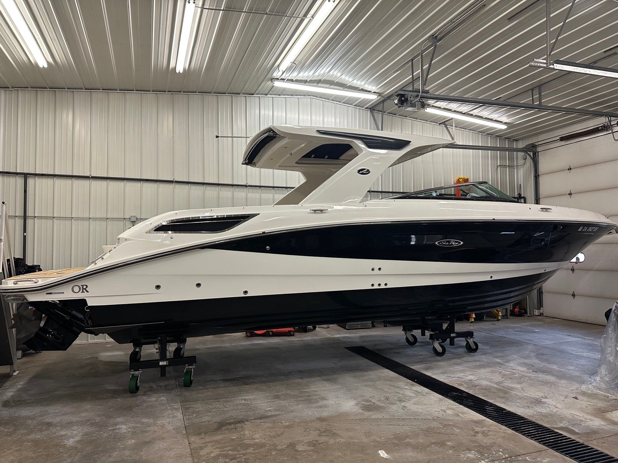 2024 Sea Ray SLX 350