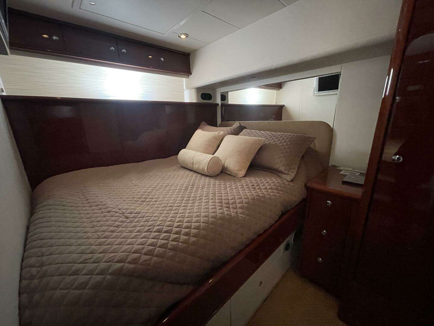 2006 Neptunus Royale 55 - Image 25