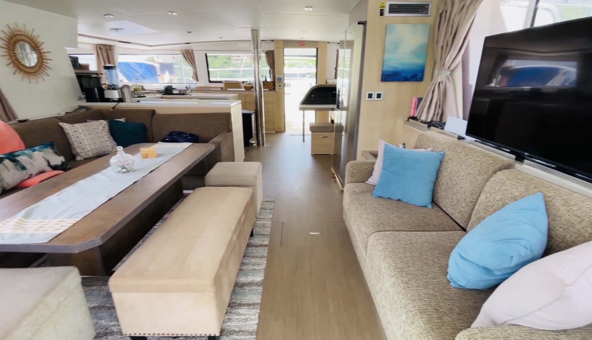 2019 Bali 5.4 - Image 15