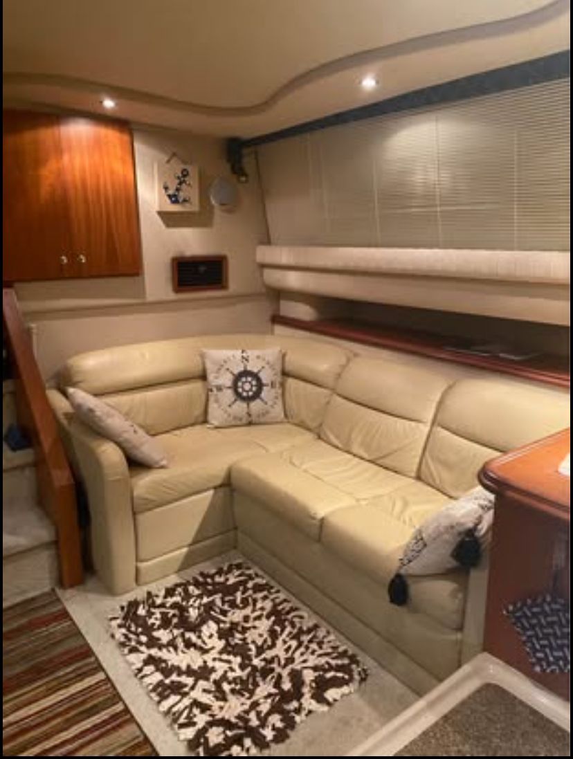 2001 Cruisers Yachts 3750 Motoryacht - 2