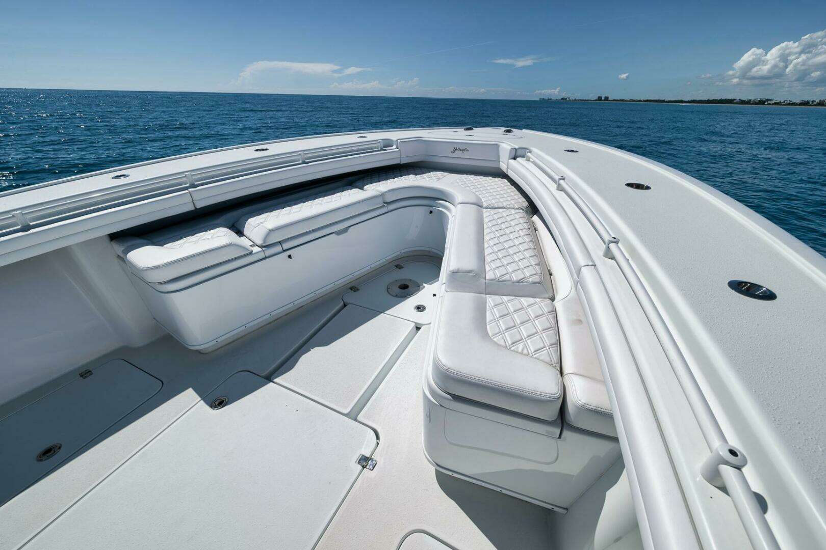2023 Yellowfin 39' Offshore - Image 7
