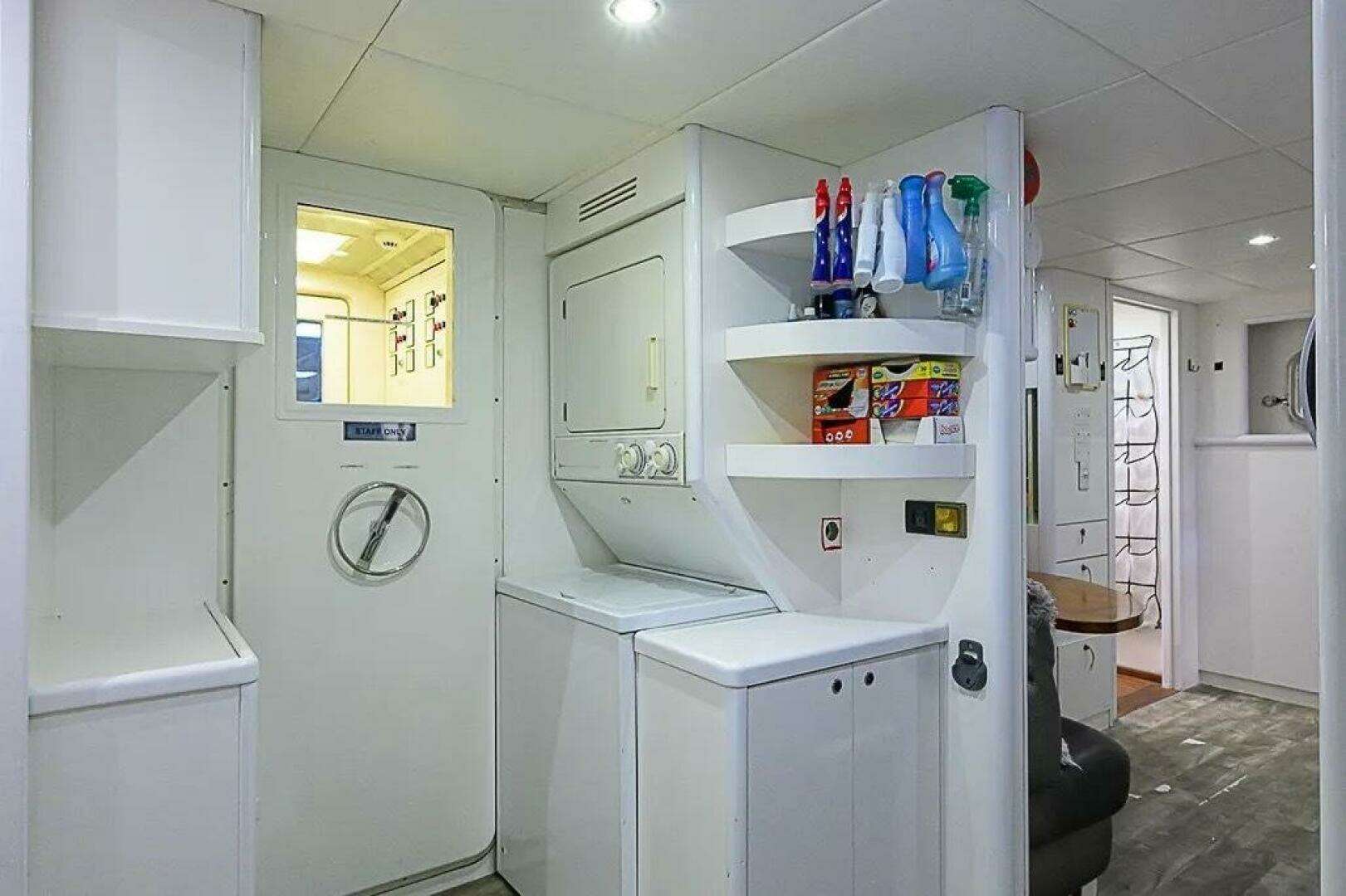 2005 DMB Danube Motor Yacht - Image 49