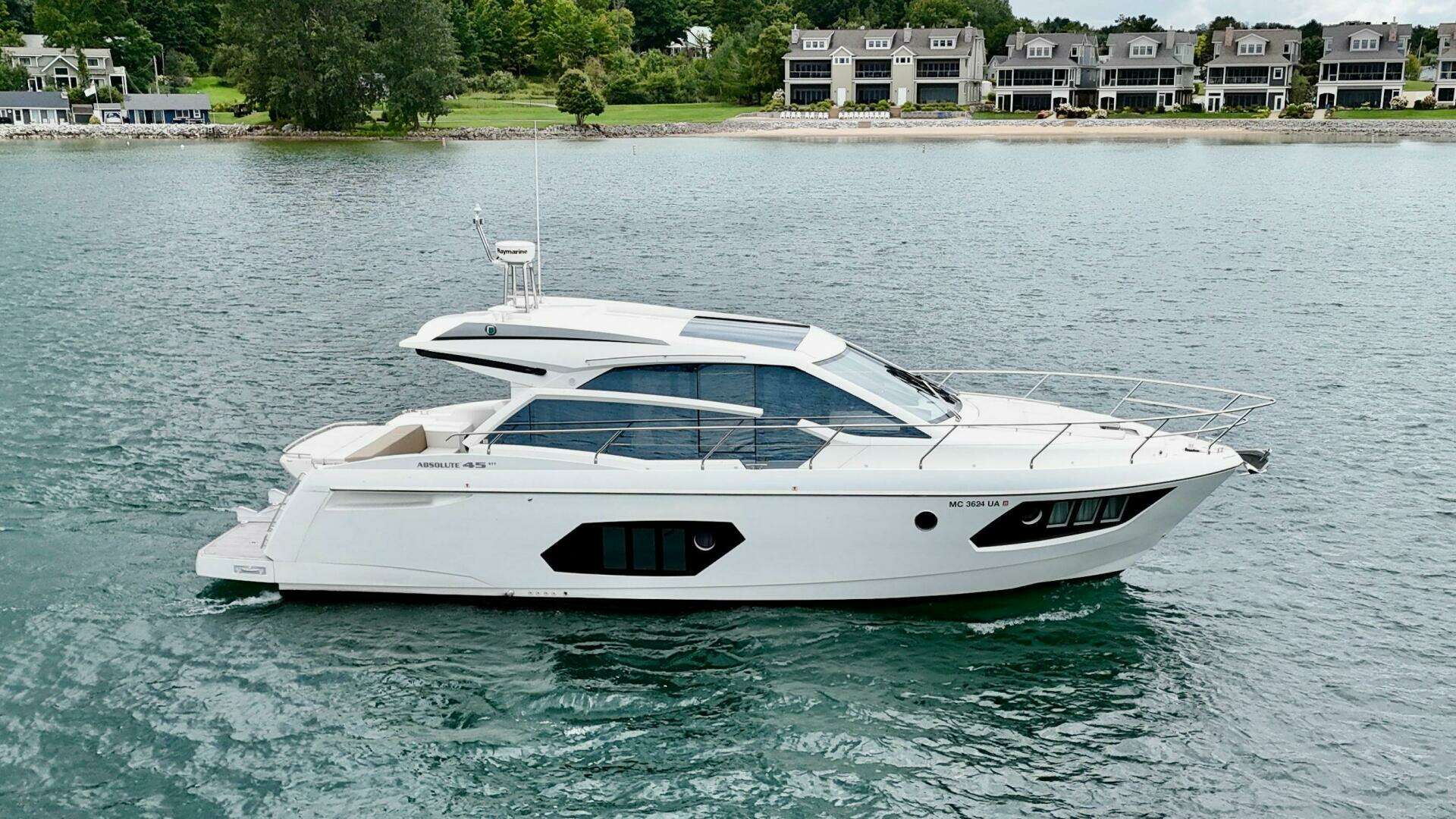 2016 Absolute 45 Sport Yacht - Image 15
