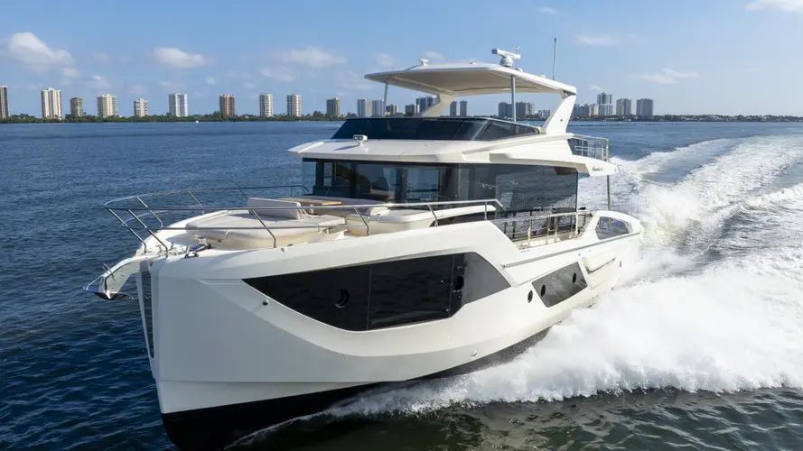 2026 Absolute Navetta 62