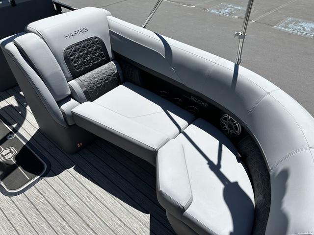 2025 Harris Solstice 230 SL - 38