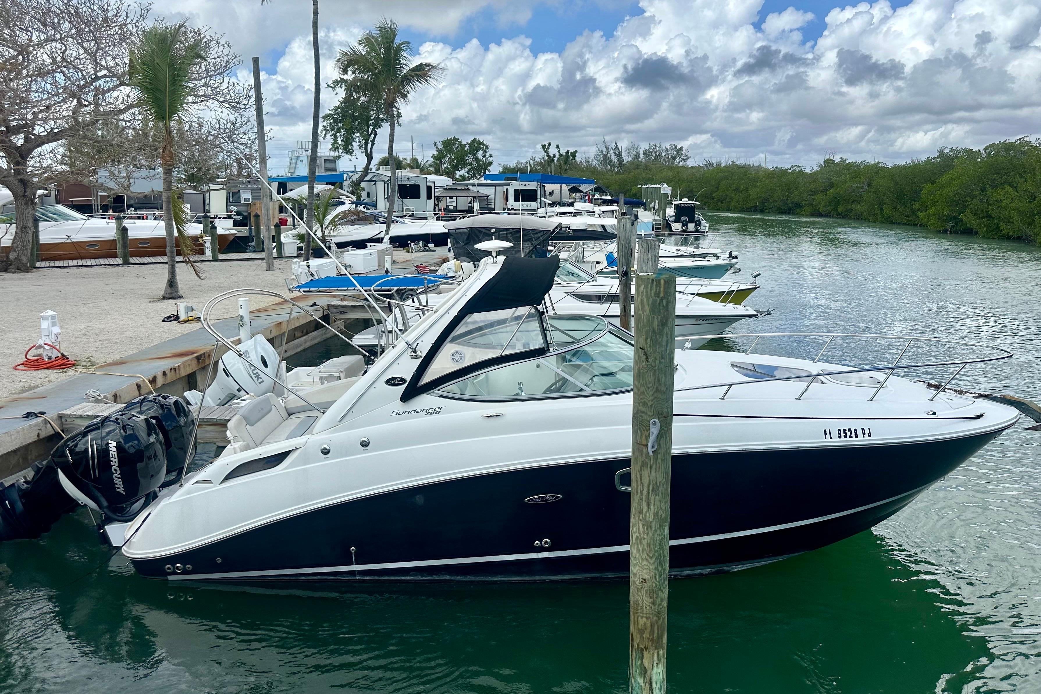 2011 Sea Ray Sundancer 280
