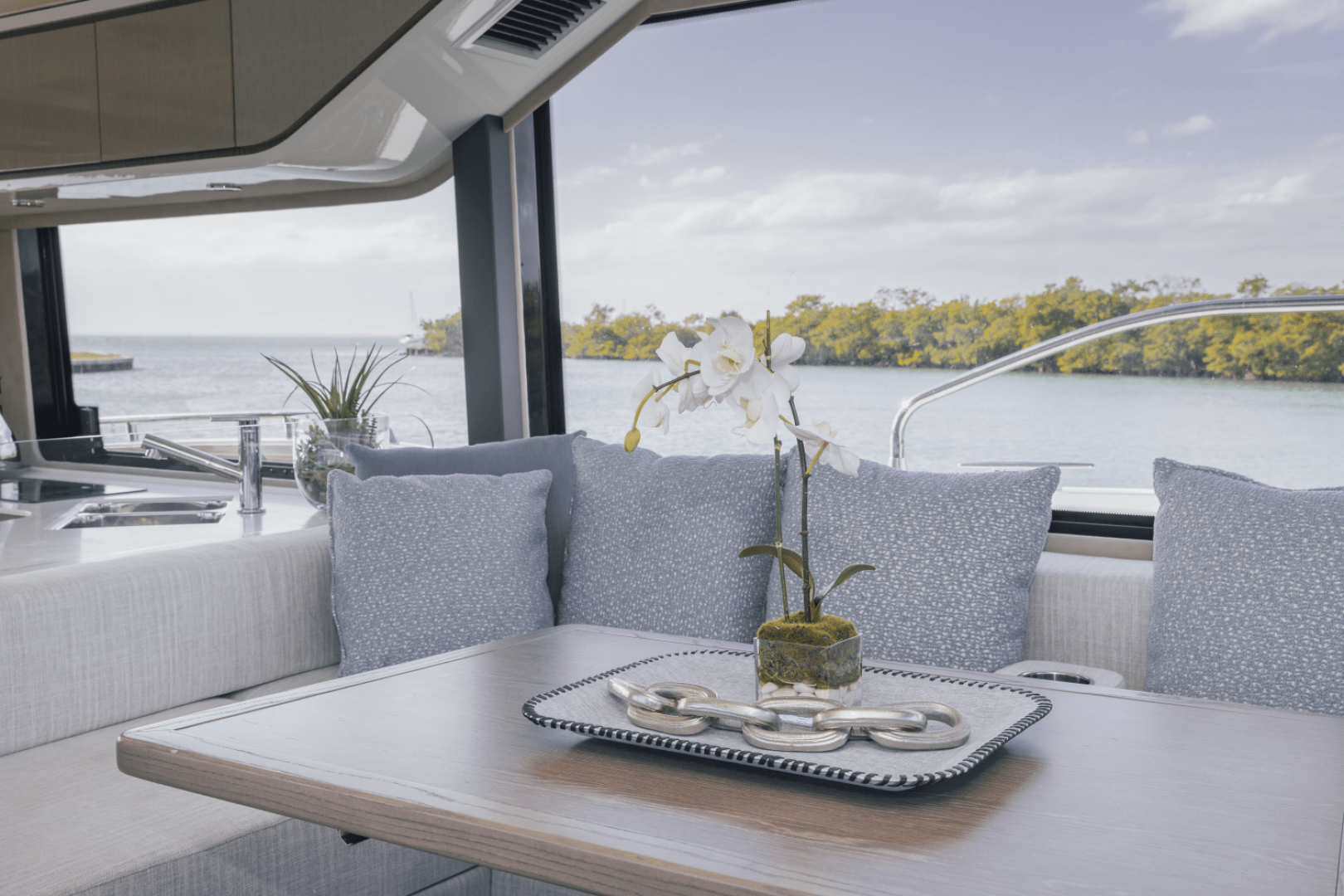 2027 Cruisers Yachts 57 FLY - Image 63