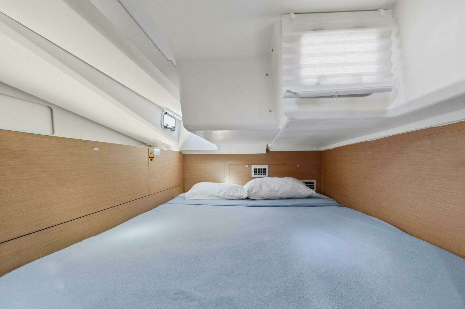 2021 Jeanneau 440 - Image 46