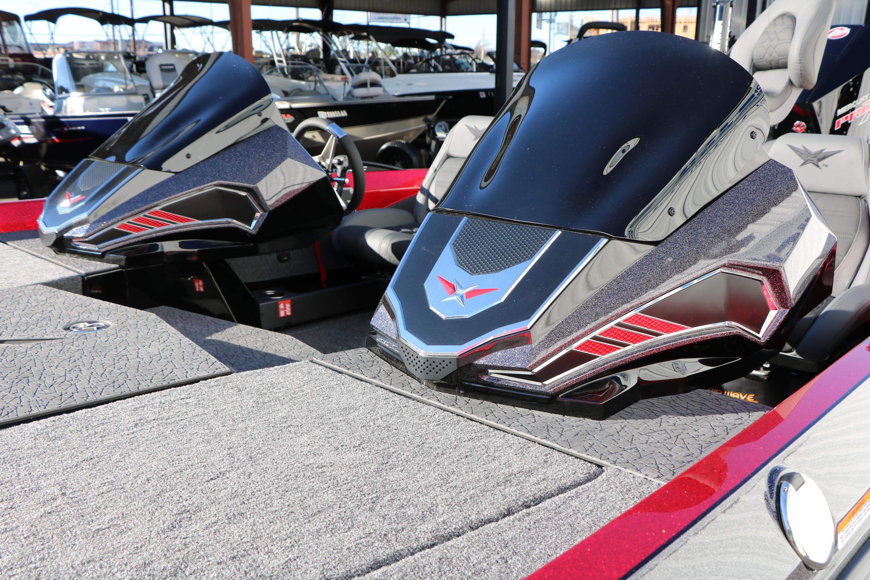 2026 Vexus VXs21 boat interior with sleek design and modern dashboard features.