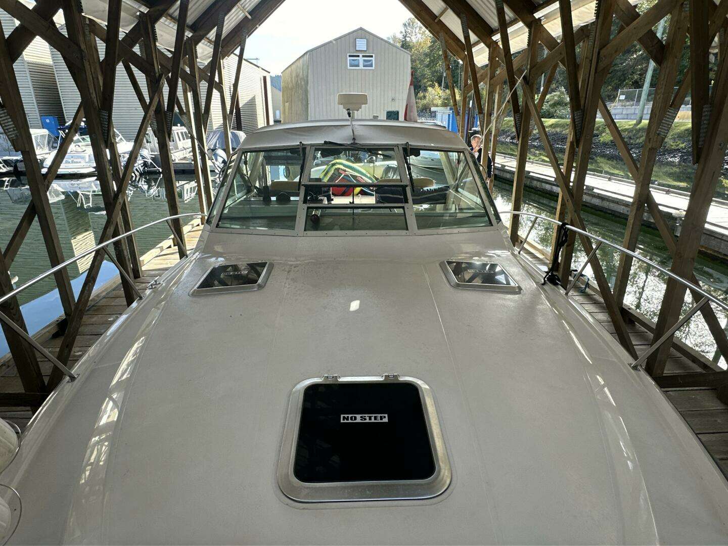 1988 Tiara Yachts 3300 Open - Image 4