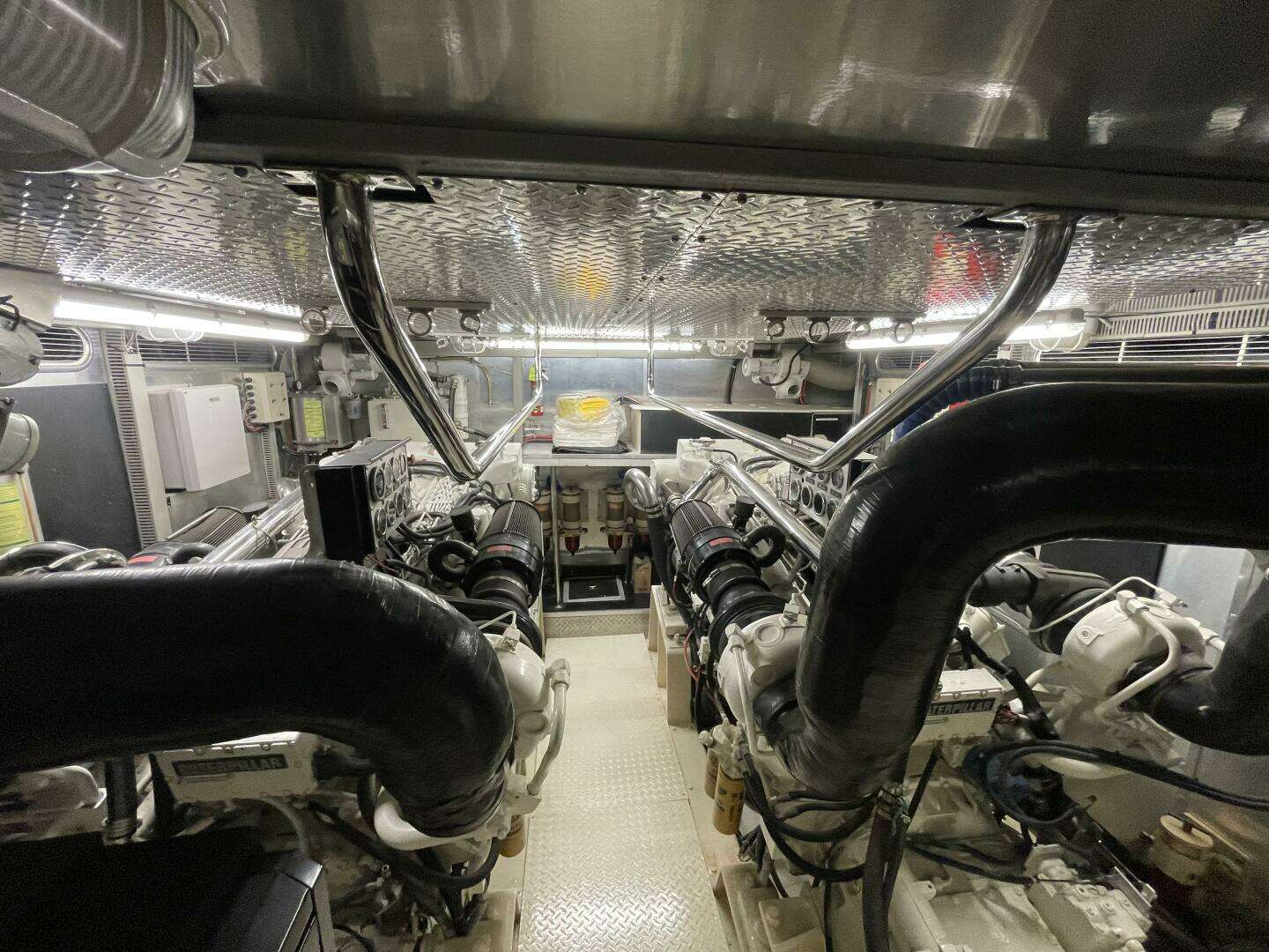 1999 Horizon 70 MY - Image 45