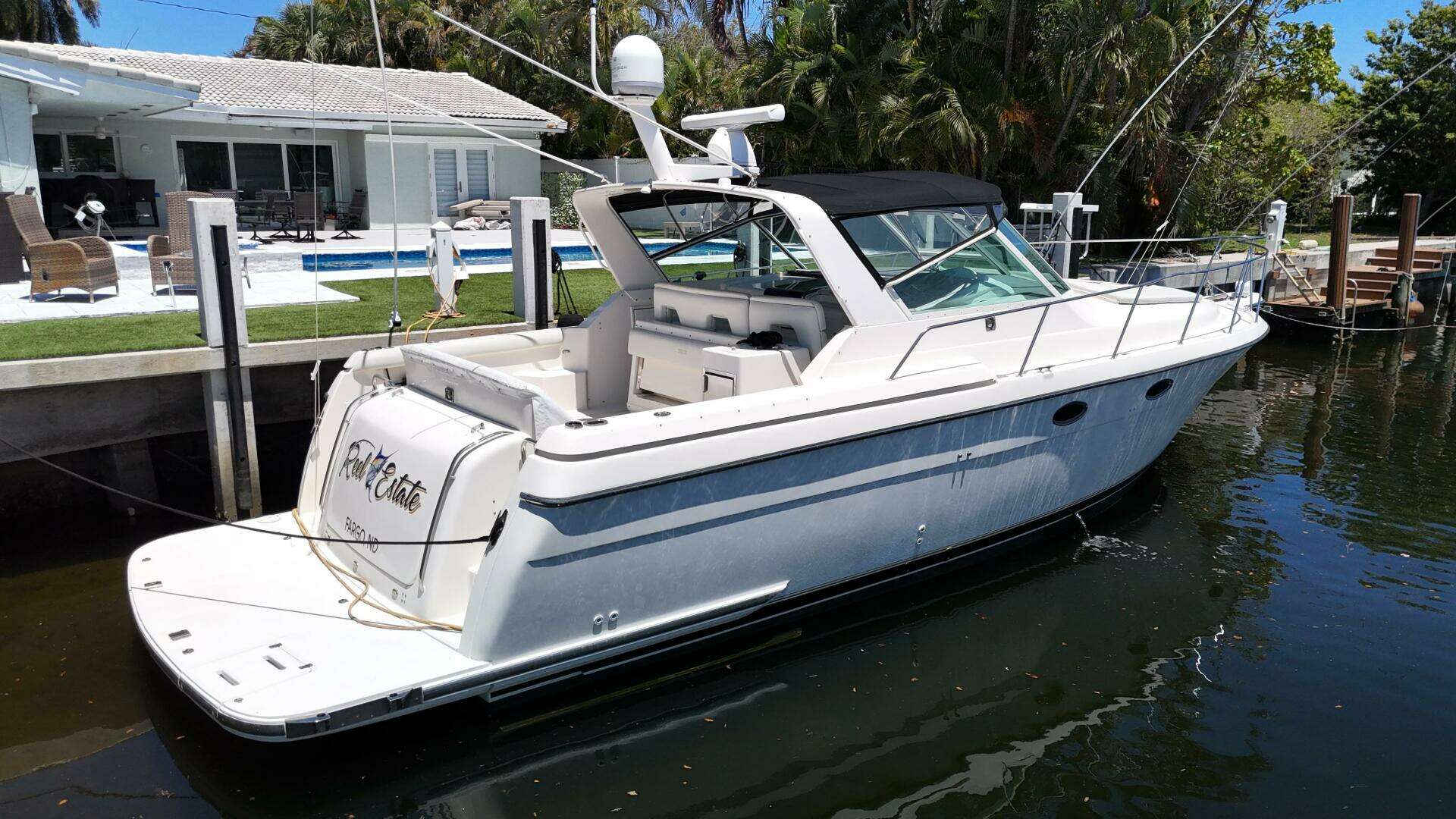 1998 Tiara Yachts 3500 Express - Image 4