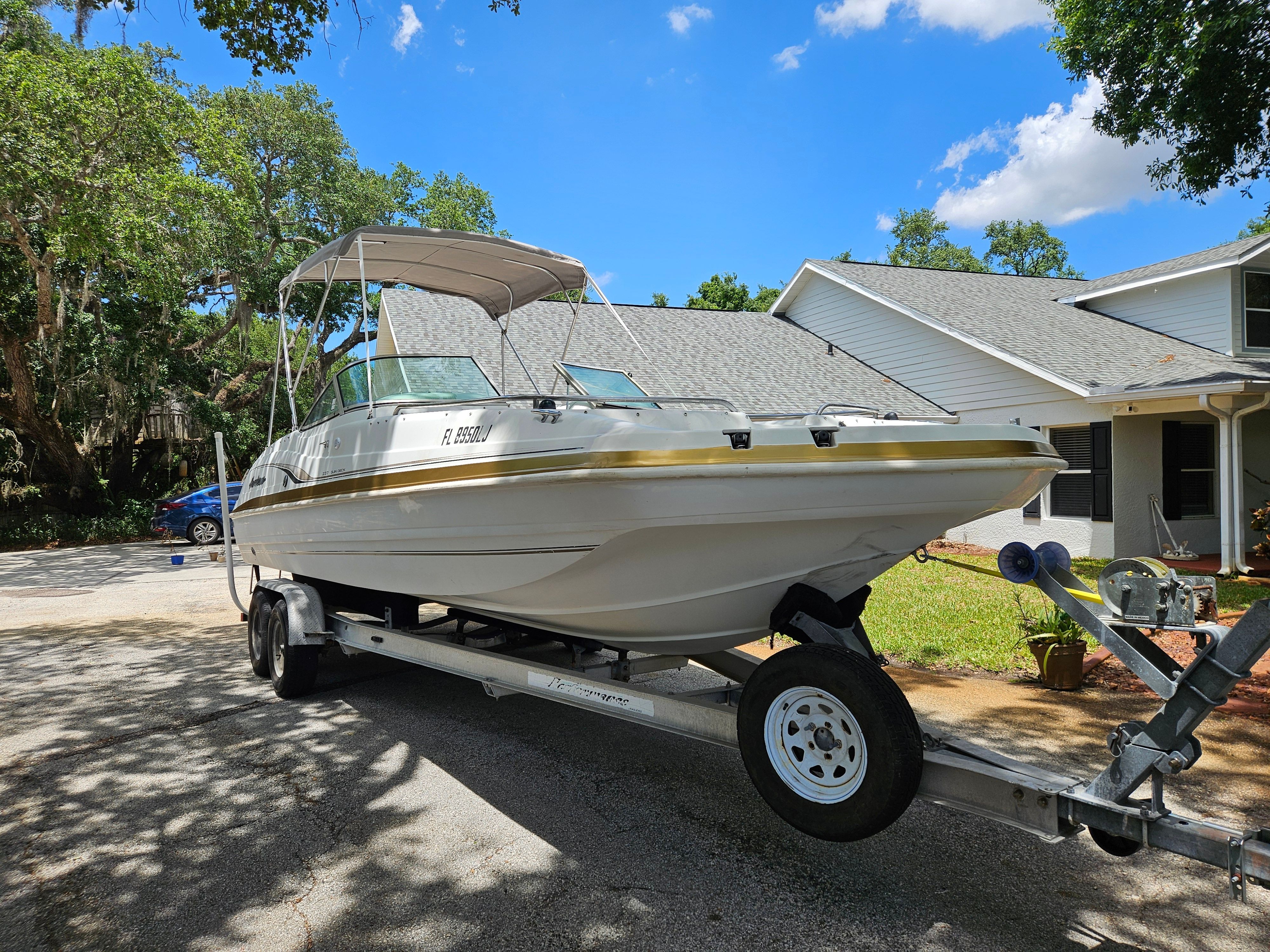 2001 Hurricane 237